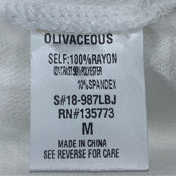 Olivaceous NWT Bodysuit Bell Pleated Long Sleeve White Two Snap Buttons Size M - Picture 11 of 12